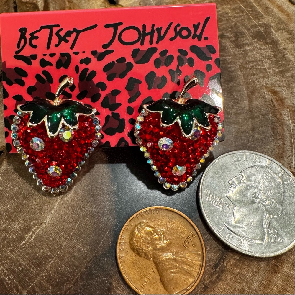 🍓Betsey Johnson Red & AB Crystal Strawberry Post Earrings Gold Tone  Stems NEW
